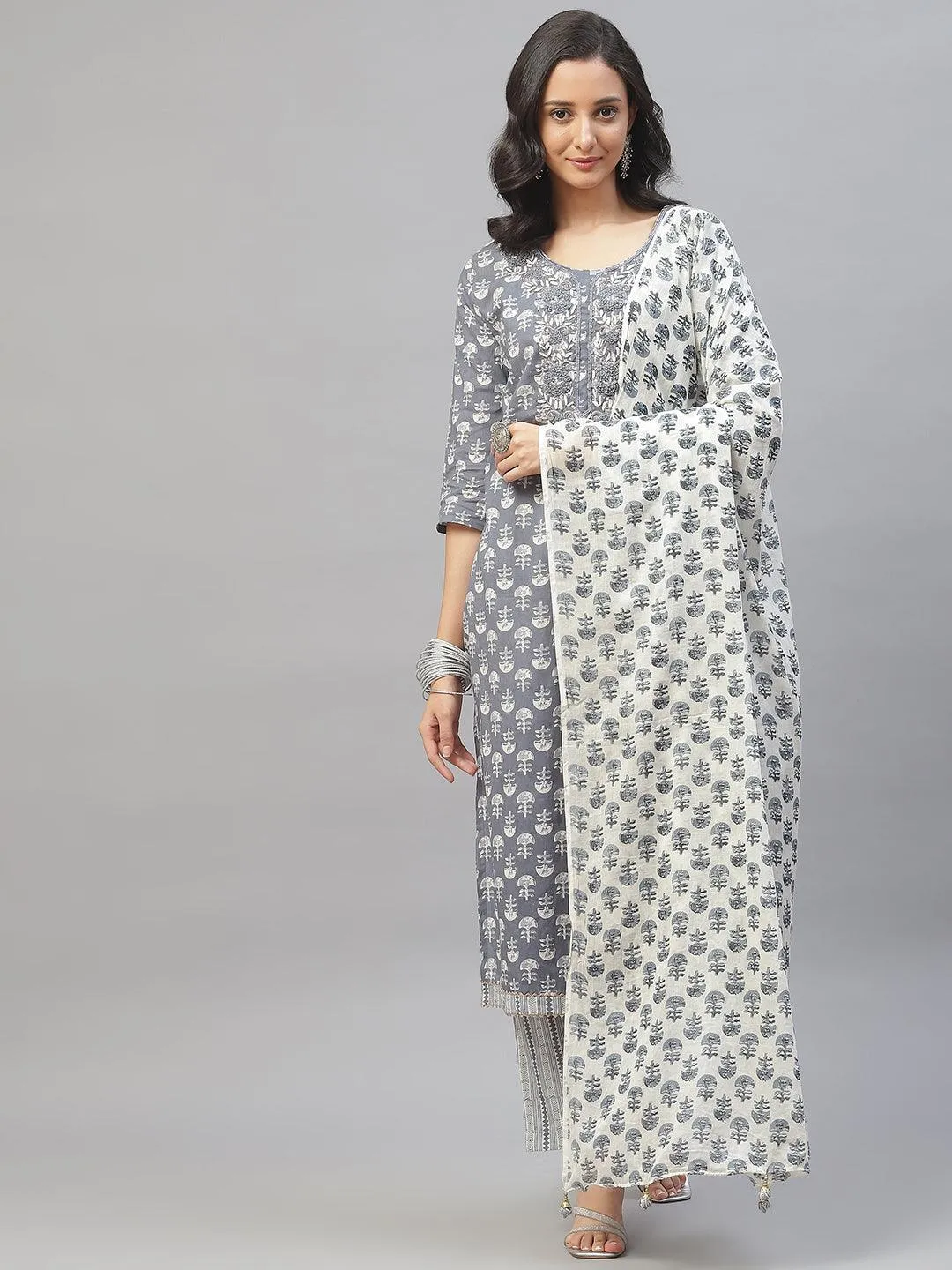 Divena Grey and White Floral Printed Kurta Pant Set with Dupatta