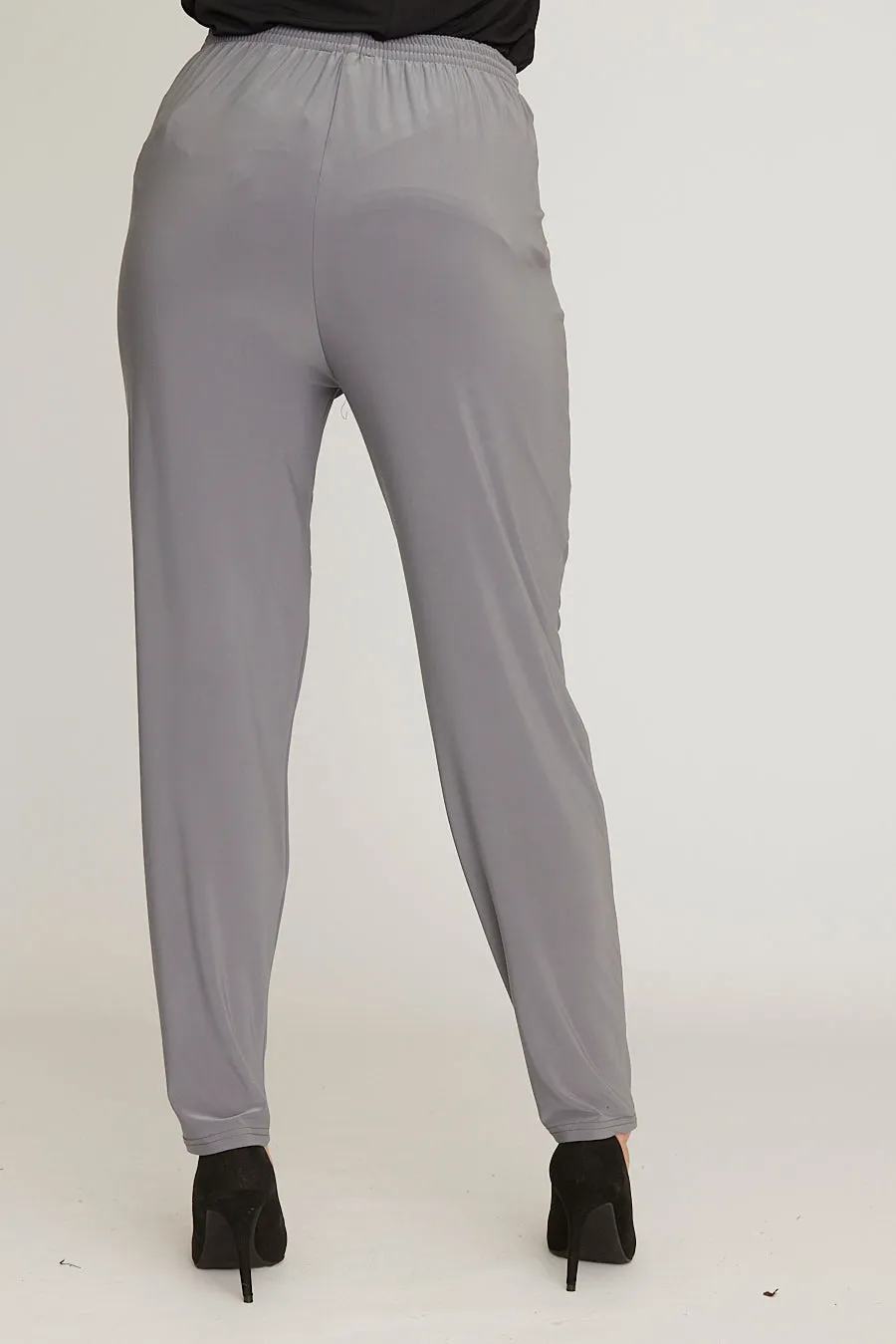 Saloos Essential Tapered Trousers with Pockets