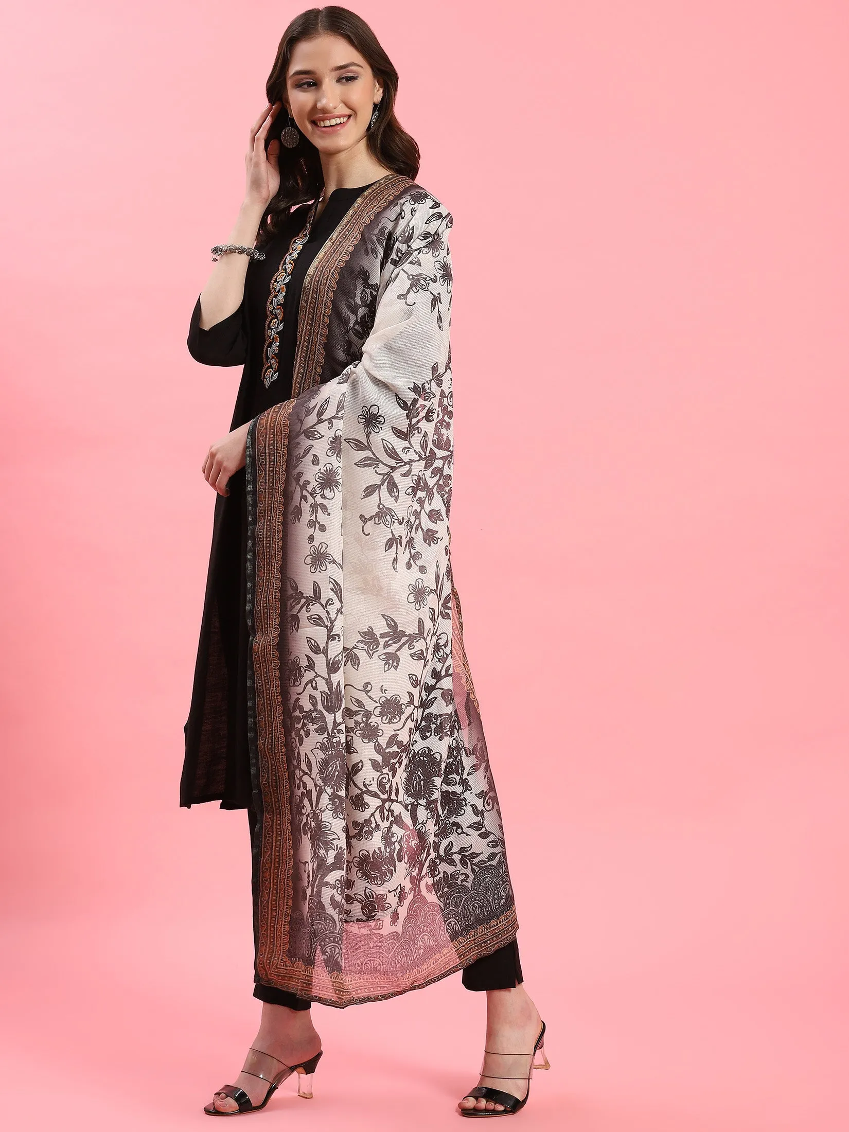 Women Black Solid Kurta Trouser Dupatta